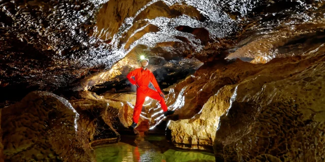 Prerouge cave