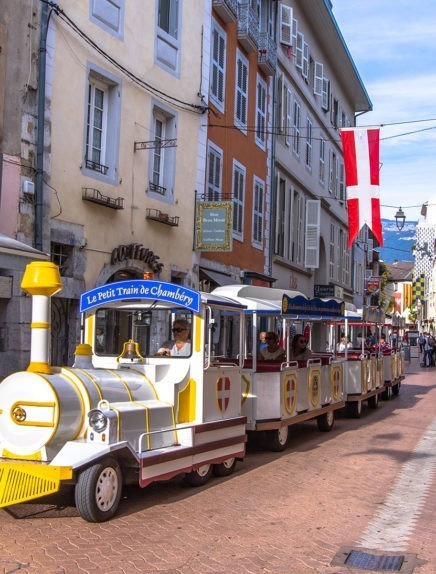 Chambéry by tourist trackless train