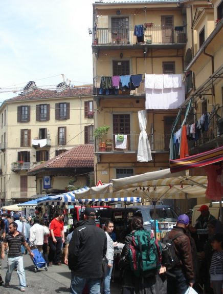 Sortie en car : Le marché de Turin et Suse