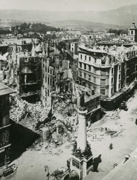 Het bombardement van 1944 en de wederopbouw
