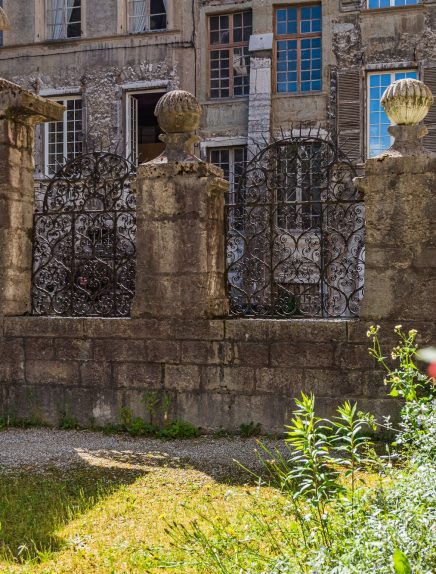 Visite guidée : Sainte-Chapelle du château &amp; demeures de la noblesse chambérienne
